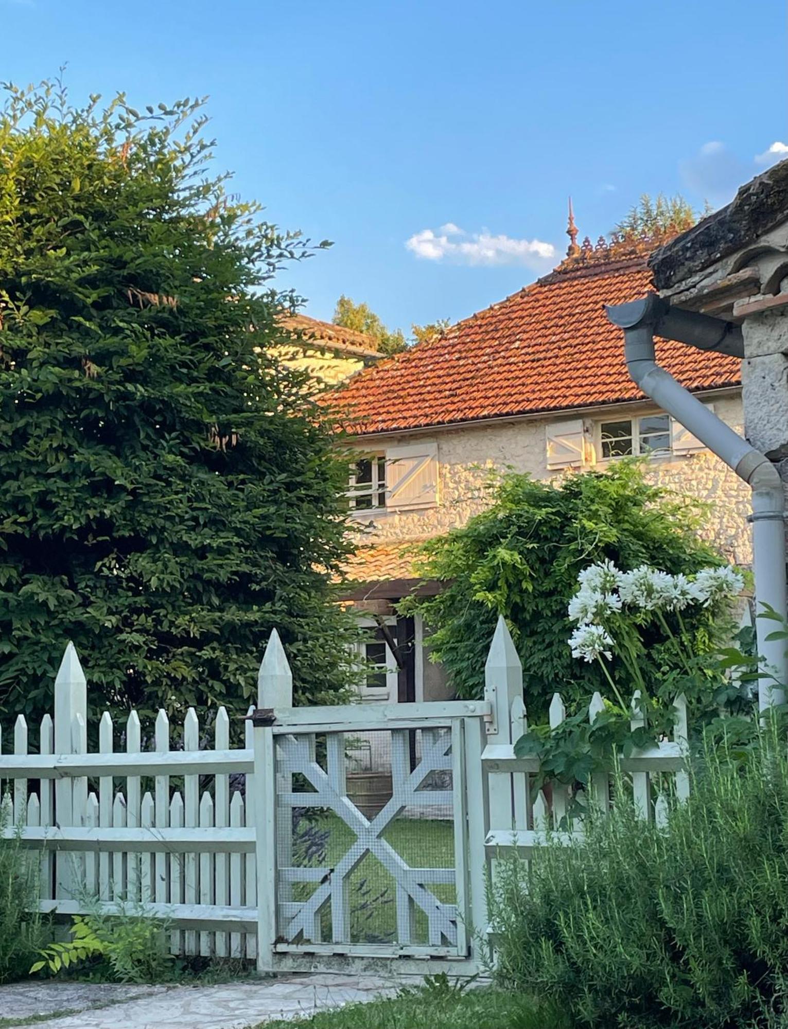 La Grange Du Barry Bed and Breakfast Belveze Εξωτερικό φωτογραφία